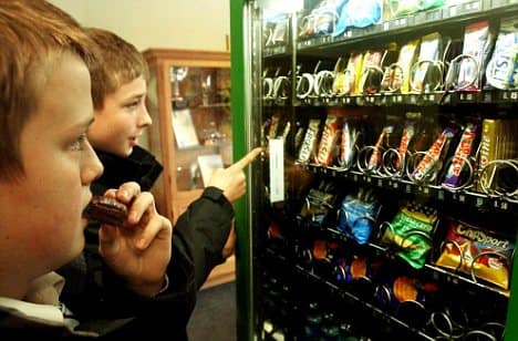 British children spend £100 a year on sweets